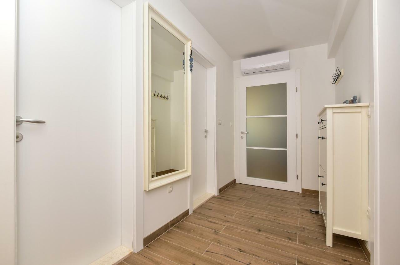 Apartment Ricca Seaview Makarska Exterior photo