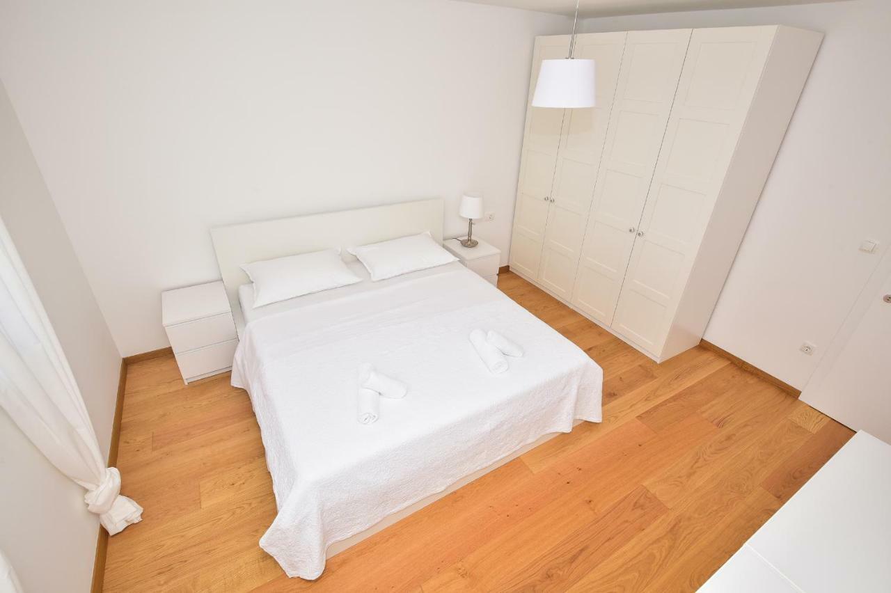 Apartment Ricca Seaview Makarska Exterior photo