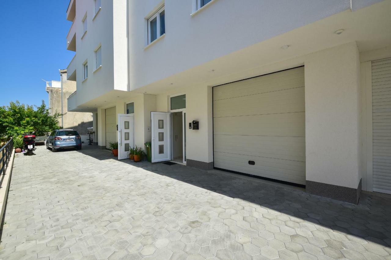 Apartment Ricca Seaview Makarska Exterior photo
